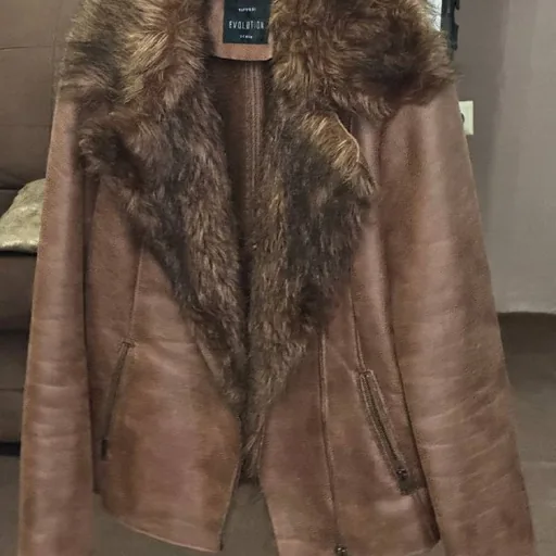 Women’s Tiffosi sheepskin coat, size L