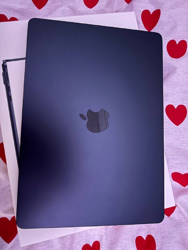 MacBook Air 13.6" 2022, 256GB SSD, 10GB Memory 2