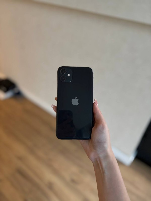 iPhone 11, iPad Air, AirPods 4, кабель Lighting USB 2