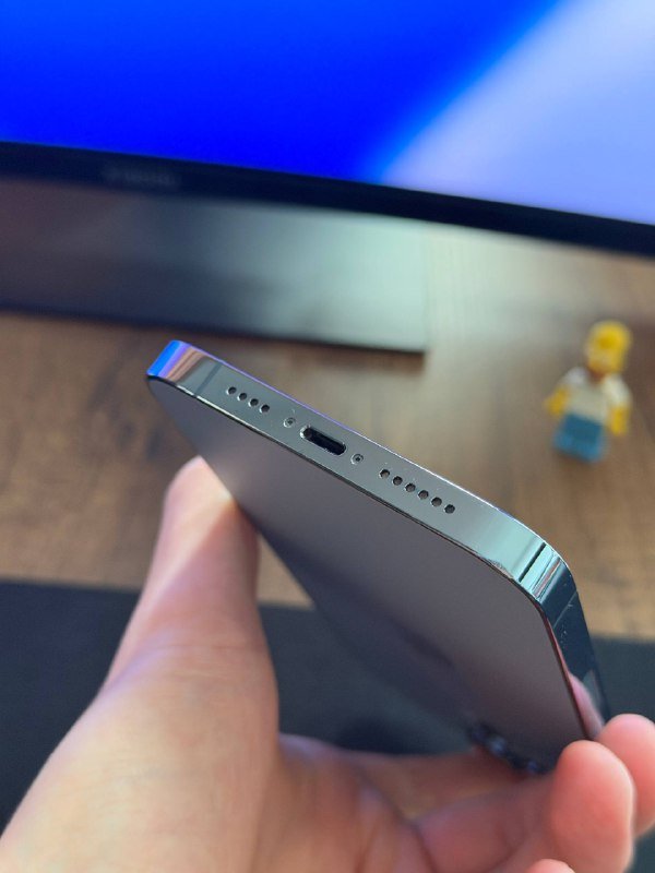 iPhone 13 Pro Max Sierra Blue 256 GB с аксессуарами 5