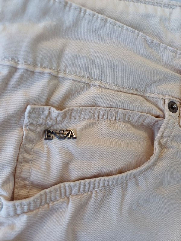 Emporio Armani shorts, Size: 34 2
