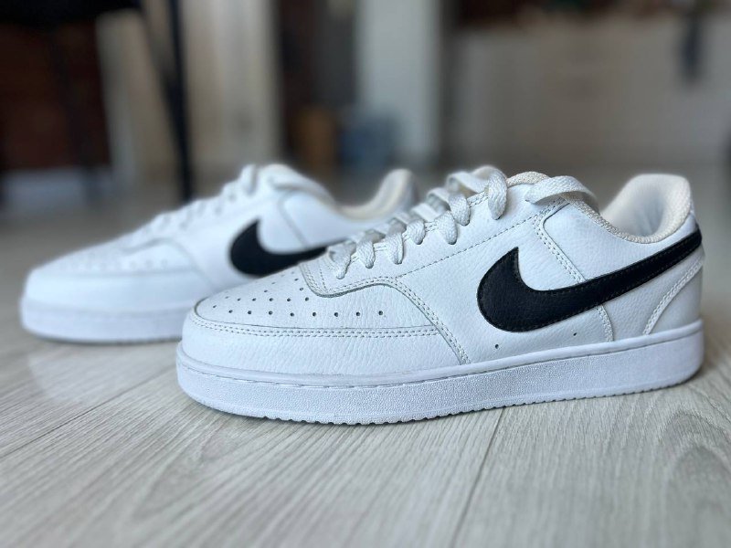 Кроссовки Nike новые