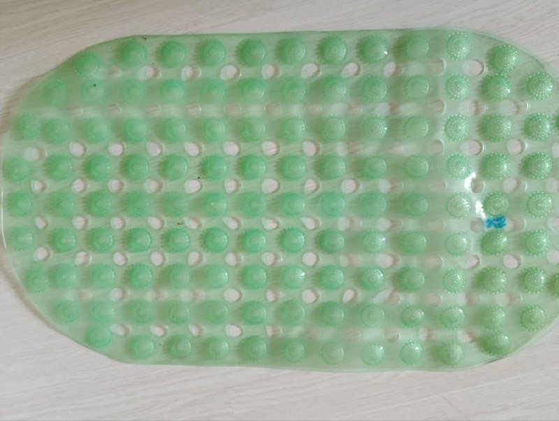 Градусник электронный, коврик для душа, фиксатор для колена, кеды, подушка, кофе-пресс IKEA 3