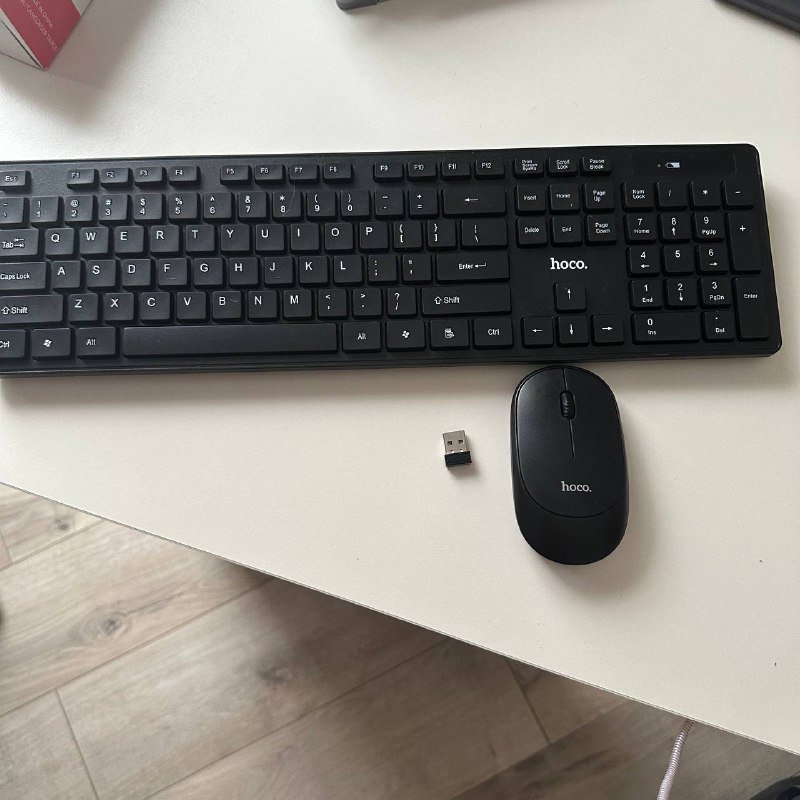 LED лампа со штативом, держатель для телефона, подставка под ноутбук, клавиатура с мышкой 4