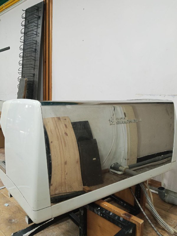 Профессиональная Итальянская кофемашина на 3 отделения 3