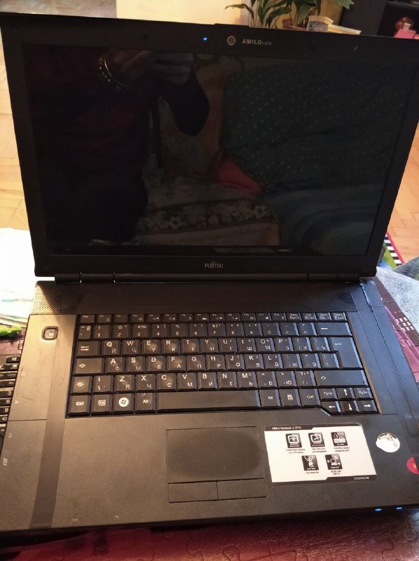 Ноутбуки Acer и Fujitsu 4