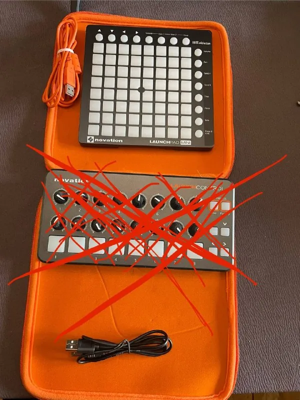 Novation Launchpad Mini MK2 1