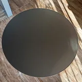 Новый стол с небольшими царапинами 3