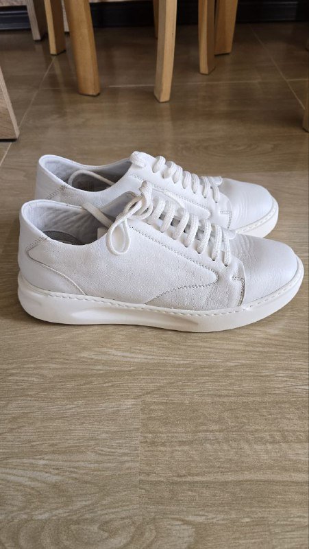 Женские белые кожаные кеды р.39