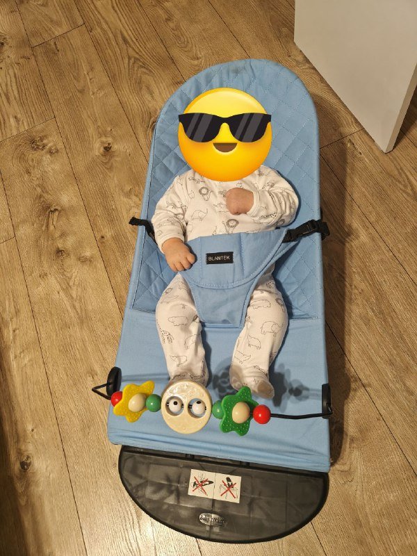 Кроватка детская 0-6 месяцев, подушки, шезлонг, игровой коврик, мобиль, слинг 5