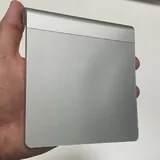 Apple trackpad предыдущего поколения 3
