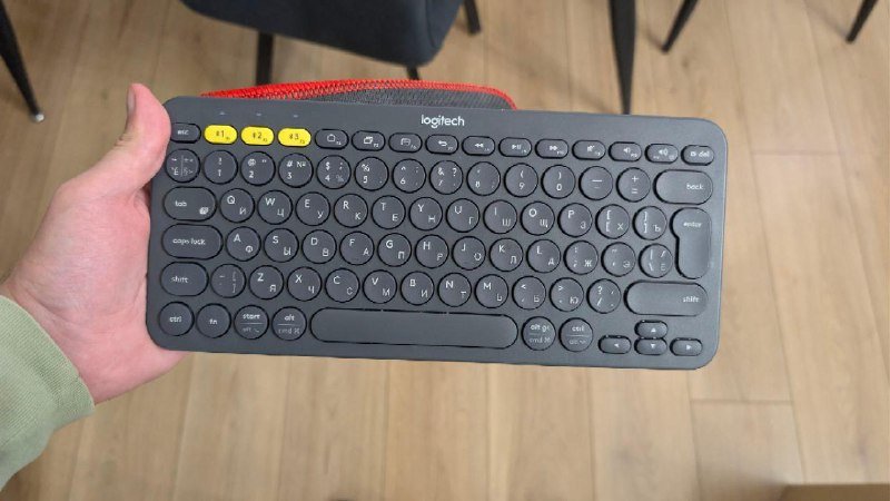 Logitech Bluetooth клавиатура, коврик для мыши