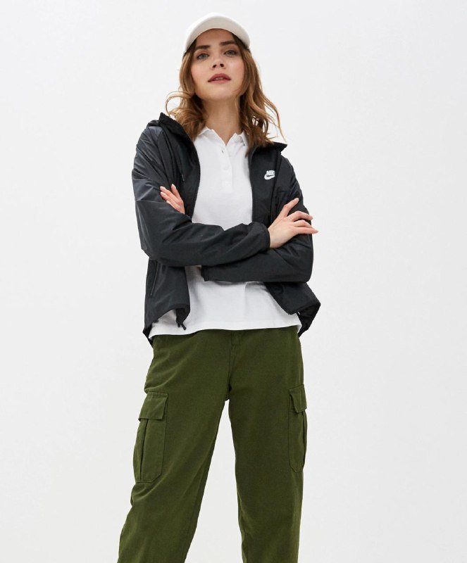 Черные джинсы, футболки Weekday, ветровка Nike 7