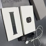 Apple Watch Ultra 2, DualShock, Meta Quest 3S 3