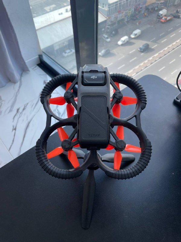 DJI Avata Pro-View Combo дрон с аксессуарами и пультом 2