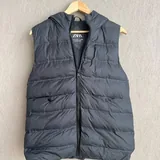 Жилетка Zara для мальчиков 1