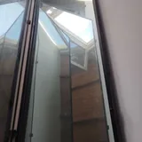 Вытяжка, металлические двери, деревянная дверь 1