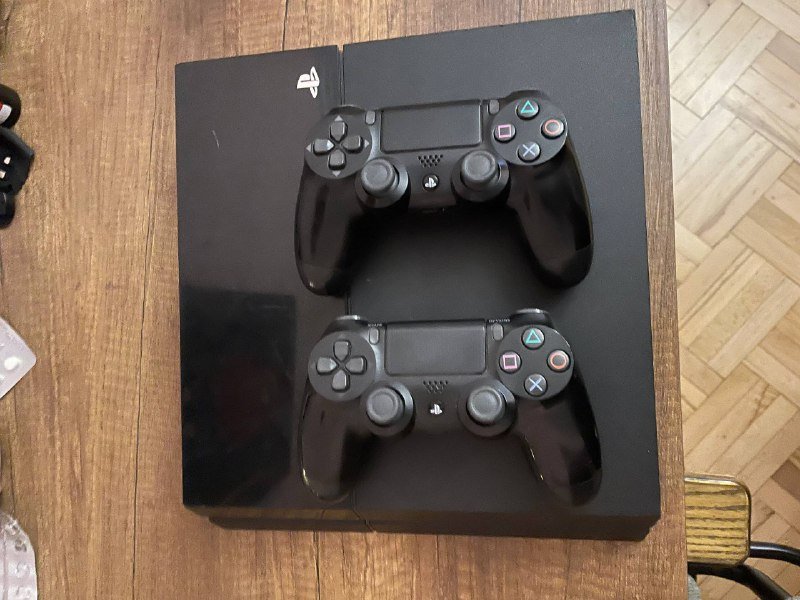 ps 4 с двумя джойстиками играми ssd 500 GB