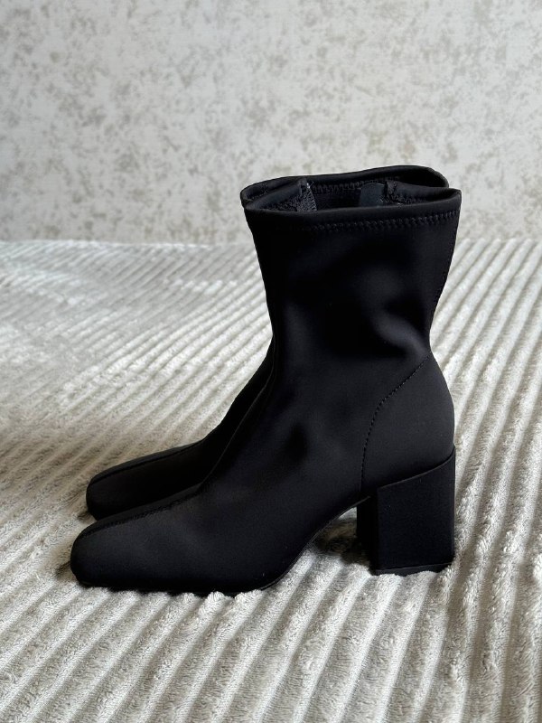 Красные ботинки Vitto Rossi, Черные ботинки Zara 4