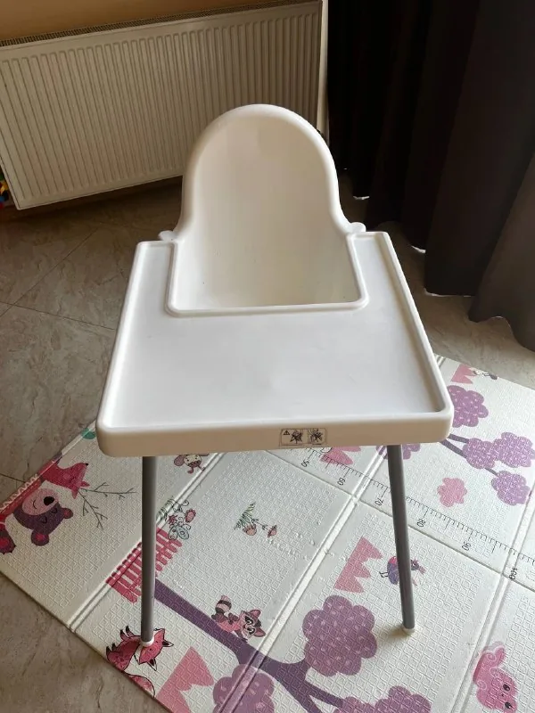 Детские вещи, стул IKEA, комбинезон, жилетка 1