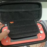 Nintendo Switch Lite розовый с чехлами и Mortal Kombat 4
