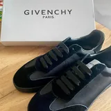 Кроссовки Givenchy 2