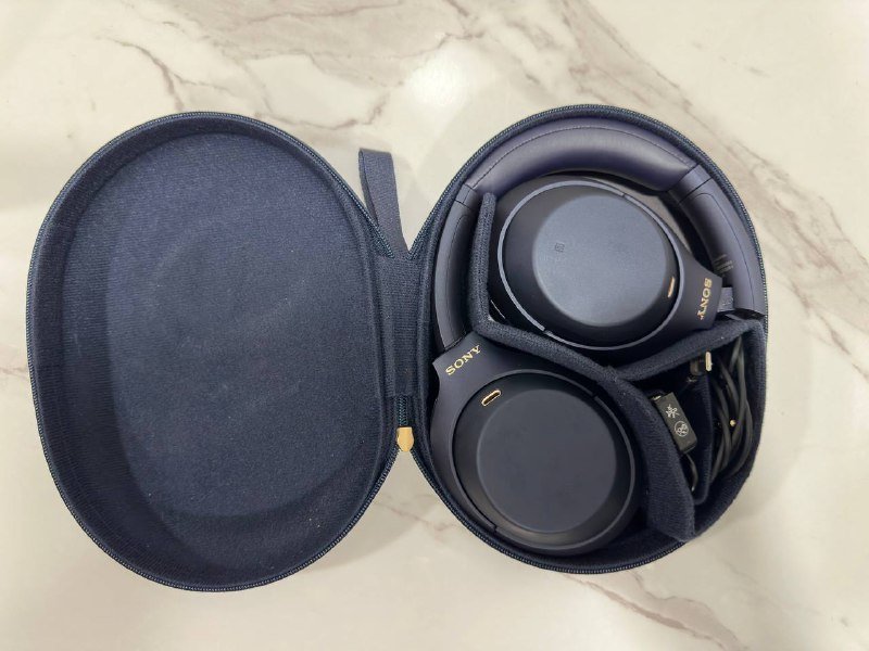 Sony WH-1000XM4 Blue наушники