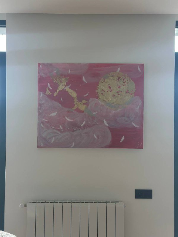 Соковыжималка, картины, вазы, стол, стулья, кушетка, гипсовая голова, стенд 2