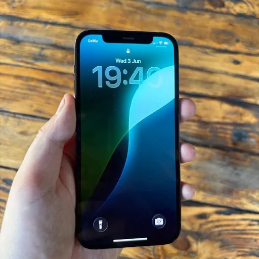 iPhone 12