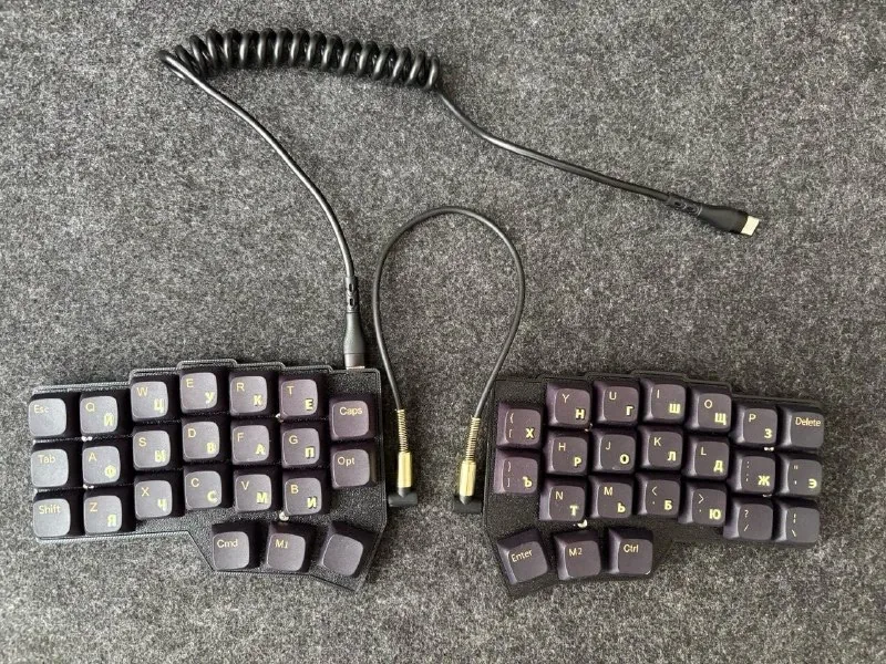Механическая клавиатура Corne V4.1 Cherry V2 1