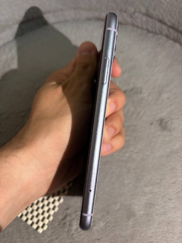 Продам 11 айфон 6