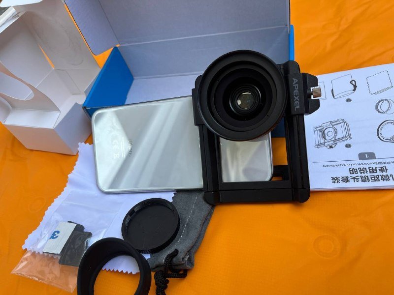 Макро линза Apexel APL-ZM100 для смартфона 4