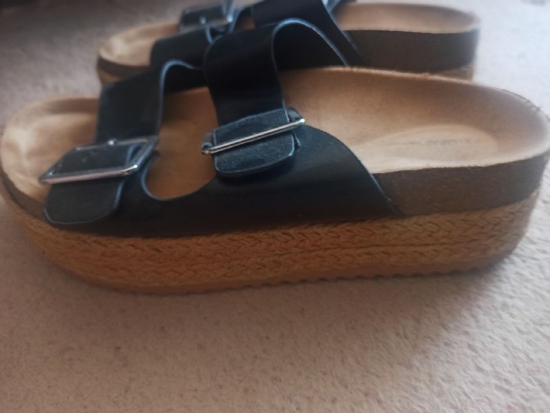 Сандалии pull&bear 36 р 2
