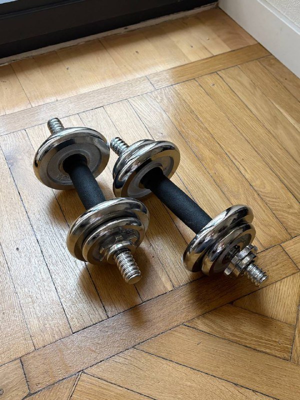 Коврик для тренировок, гантели, скакалка, перчатки, топ Oysho 2