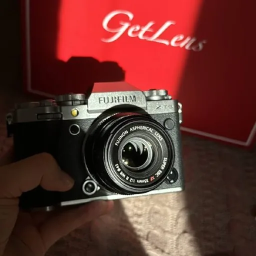 Беззеркальная камера Fujifilm X-T5 Silver с объективом XF 35mm