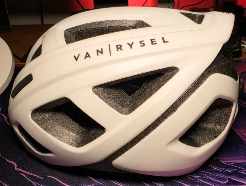 Велошлем Van Rysel ROADR500 4