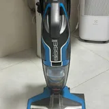 Вертикальный моющий пылесос Bissell 1