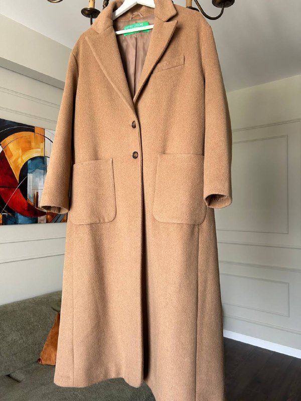 Пальто Beneton S-M размер 50% шерсть