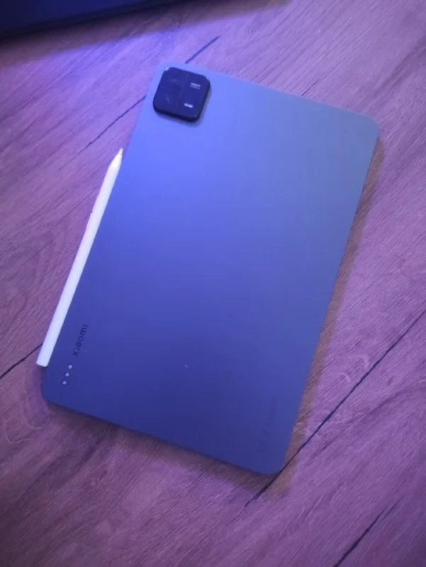 Xiaomi Pad 6, клавиатура, стилус, зарядка 1