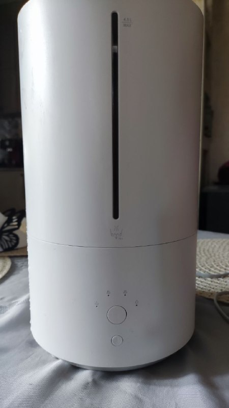 Xiaomi Smart Air Purifier 4 Pro, Xiaomi Smart Humidifier 2, Xiaomi Temperature and Humidity Monitor 2 3
