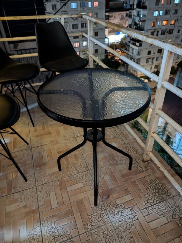 Комод, тумба, вешалка, зеркало, полка для обуви, шкаф, столы разные 9