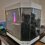 Hyte Y60 корпус системника 6