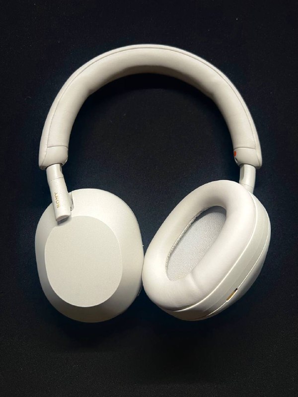 Наушники Sony WH1000-XM5 1