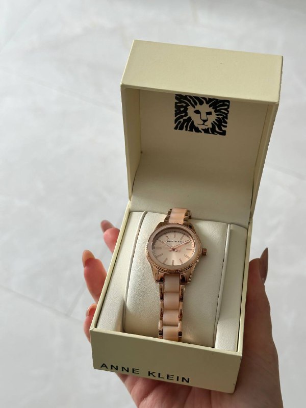 Женские часы Anne Klein 4