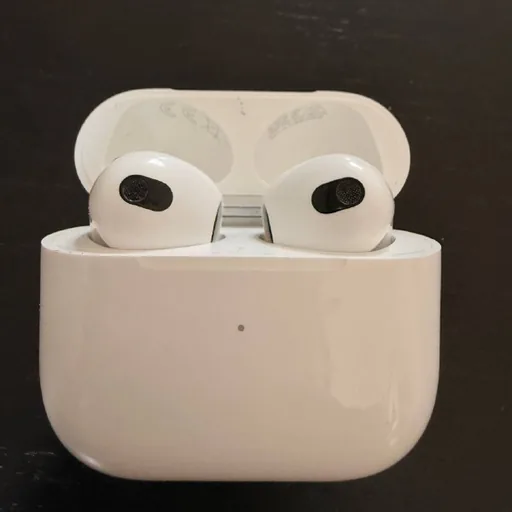 AirPods 3 поколения