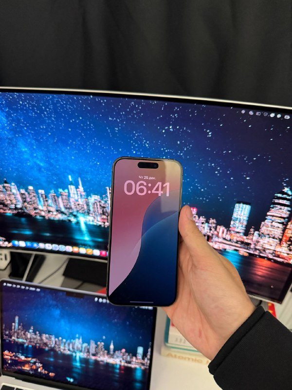 iPhone 15 Pro 256 Гб 3