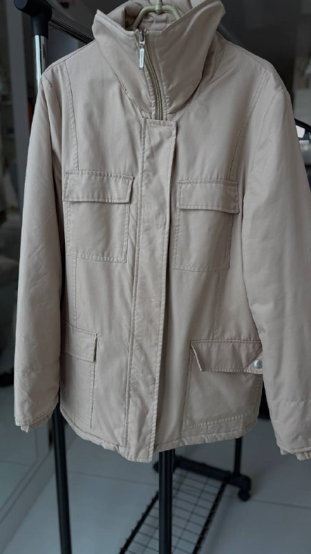 Пальто, косуха, босоножки Calvin Klein, куртка, платья, дубленки, сумки 4