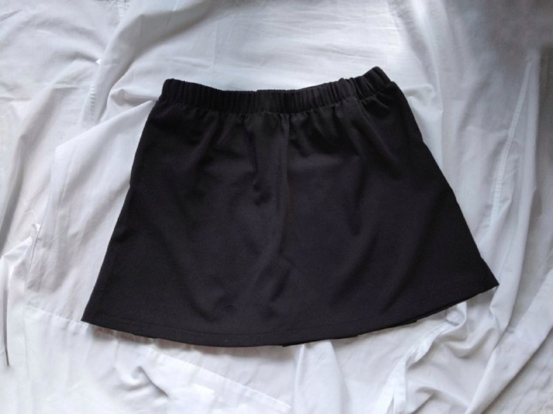Юбка Size S, Толстовка Унисекс Size M, Шорты джинсовые Size S 2