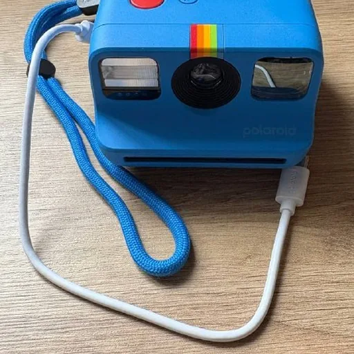 Polaroid Go фотоаппарат