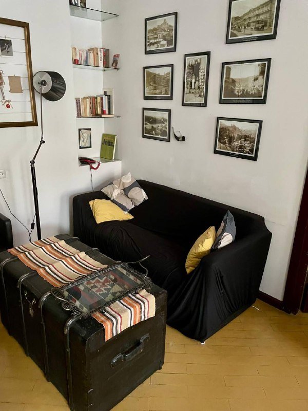 чёрный диван 2